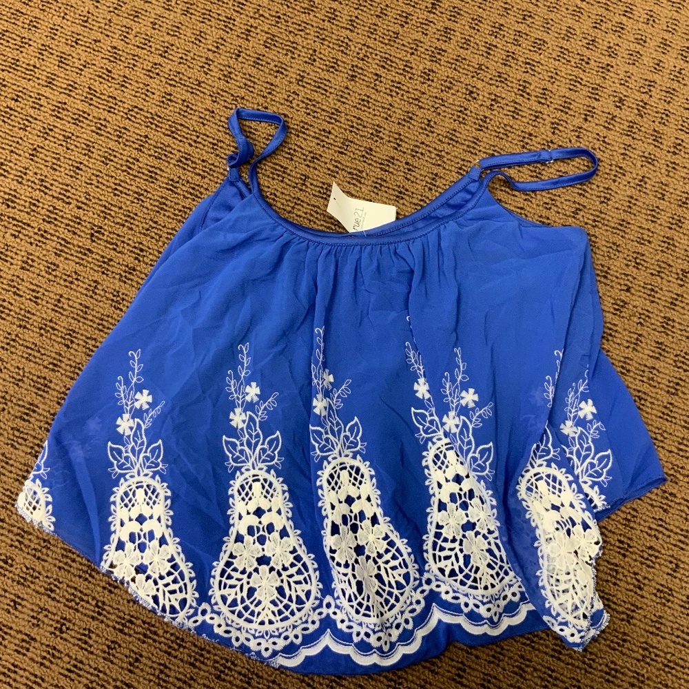 Rue 21 top size med new